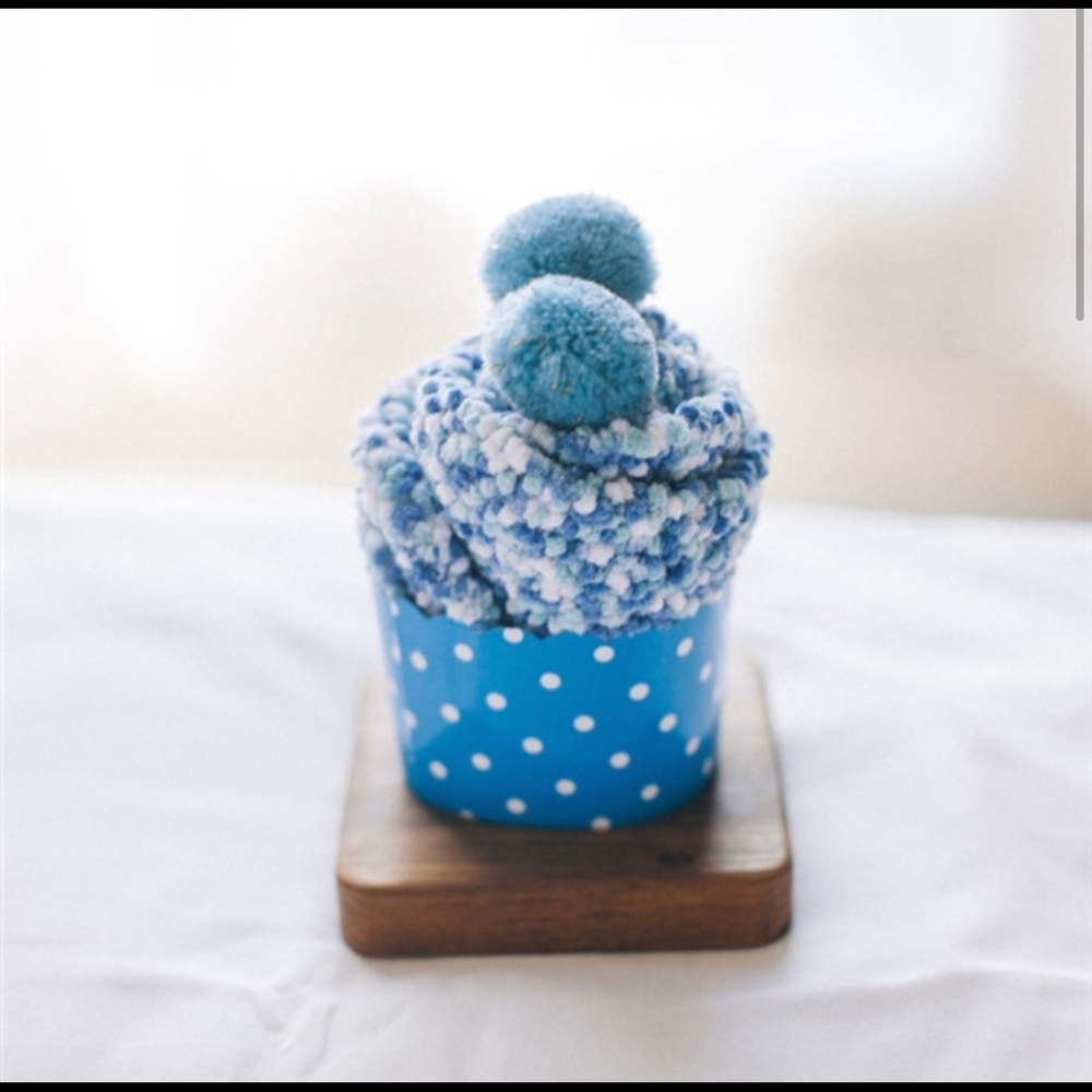 Fuzzy Warm Socks 🧁